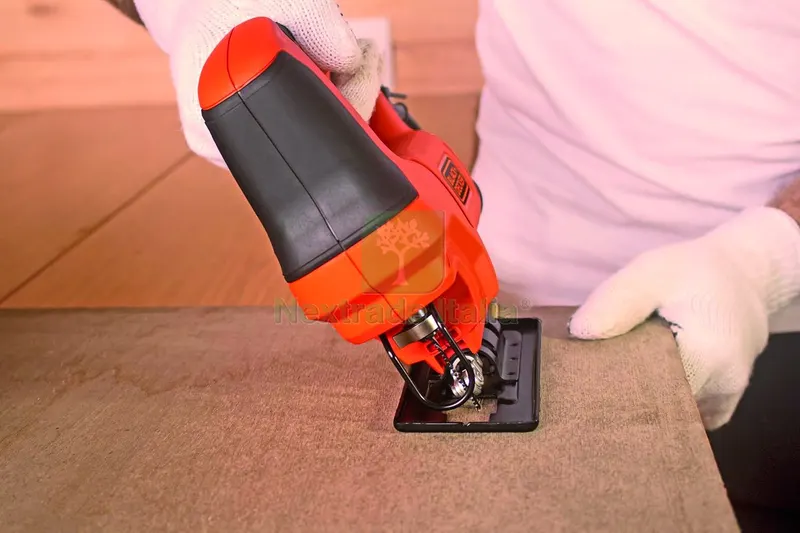 Black+Decker SEGHETTO ALTERNATIVO BES603-QS 400 W Velocità Variabile — Smerigliatrici e seghe — rif. FERX.VIT57831 — foto 3