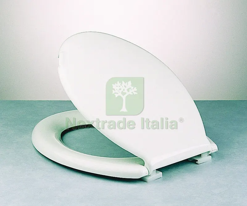 Sedile WC M94 cm. 43/46x37 — Sanitari e ceramiche — rif. FERX.VIT9463 Sedile WC M94 cm. 43/46x37 — Sanitari e ceramiche — rif. FERX.VIT9463