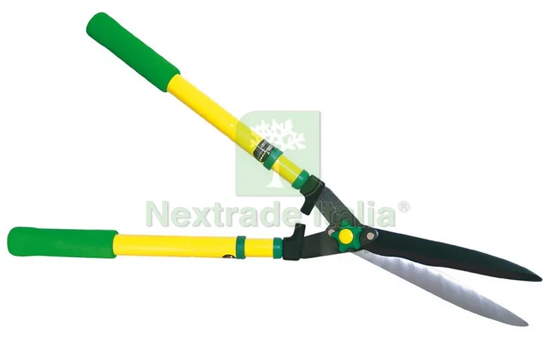TAGLIASIEPI TELESCOPICO CON LAME ONDULATE cm. 63,5¸84 — Attrezzi da giardino a motore — rif. FERX.VIT23230 TAGLIASIEPI TELESCOPICO CON LAME ONDULATE cm. 63,5¸84 — Attrezzi da giardino a motore — rif. FERX.VIT23230