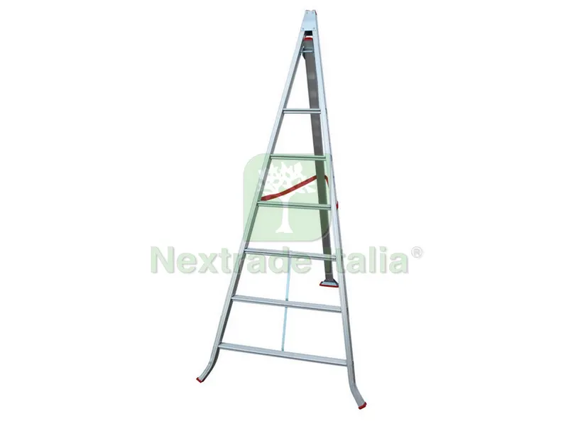 SCALA IN ALLUMINIO TRIANGOLARE COUNTRY gradini n.6 H. cm.230 — Scale e sgabelli — rif. FERX.VIT37827 SCALA IN ALLUMINIO TRIANGOLARE COUNTRY gradini n.6 H. cm.230 — Scale e sgabelli — rif. FERX.VIT37827
