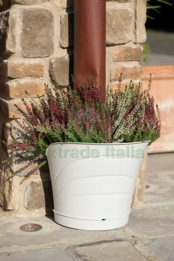 VASO TULIPANO SET 2 VASI Col. Bianco cm. 34,5x19x30 h — Vasi e fioriere — rif. FERX.VIT53094 — foto 3 VASO TULIPANO SET 2 VASI Col. Bianco cm. 34,5x19x30 h — Vasi e fioriere — rif. FERX.VIT53094 — foto 3