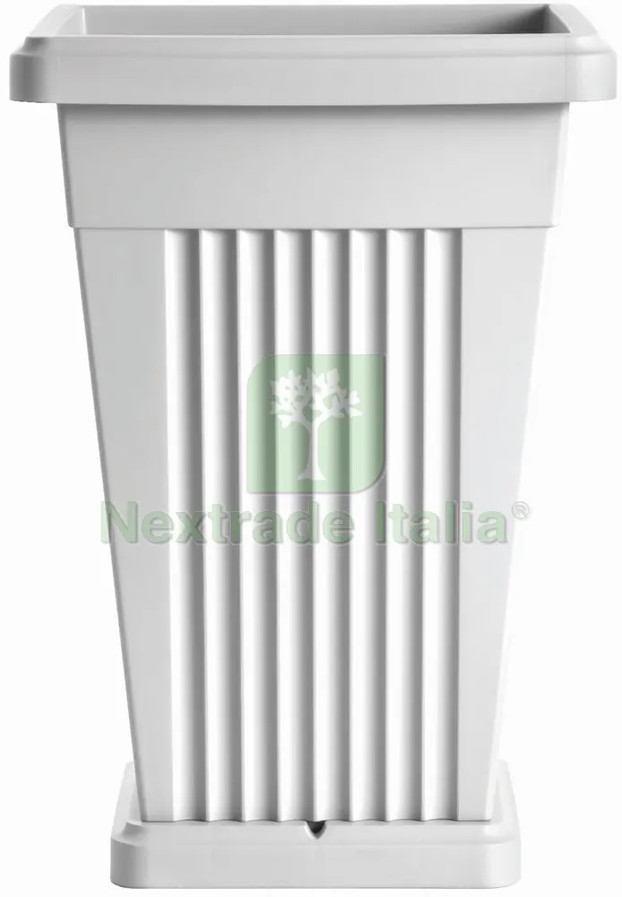 VASO PIRAMIDE Col. Bianco cm. 40x40x59 h — Vasi e fioriere — rif. FERX.VIT53090