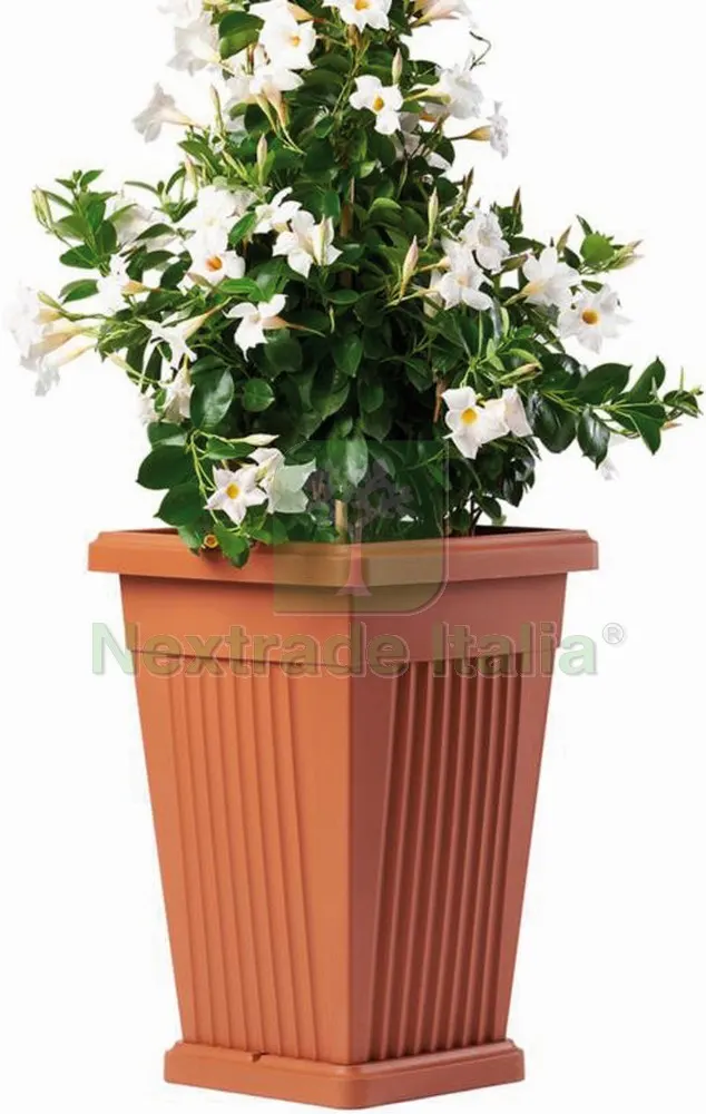 VASO PIRAMIDE Col. Terracotta cm. 40x40x59 h — Vasi e fioriere — rif. FERX.VIT53088 — foto 2 VASO PIRAMIDE Col. Terracotta cm. 40x40x59 h — Vasi e fioriere — rif. FERX.VIT53088 — foto 2