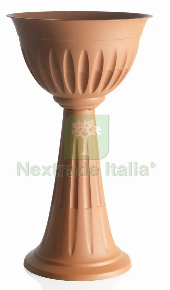 VASO A COLONNA ALBA Col. Terracotta Ø cm. 43x74,5 h — Vasi e fioriere — rif. FERX.VIT53181 VASO A COLONNA ALBA Col. Terracotta Ø cm. 43x74,5 h — Vasi e fioriere — rif. FERX.VIT53181