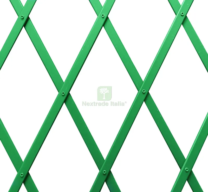 TRALICCIO ESTENSIBILE IN PVC col. Verde cm. 200x100 — Vasi e fioriere — rif. FERX.VIT54398 TRALICCIO ESTENSIBILE IN PVC col. Verde cm. 200x100 — Vasi e fioriere — rif. FERX.VIT54398
