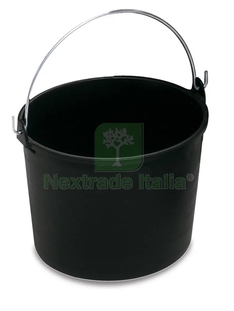 20PZ Secchio Agricolo Graduato Nero lt. 20 — Casalinghi e organizzazione — rif. FERX.VIT33895 20PZ Secchio Agricolo Graduato Nero lt. 20 — Casalinghi e organizzazione — rif. FERX.VIT33895