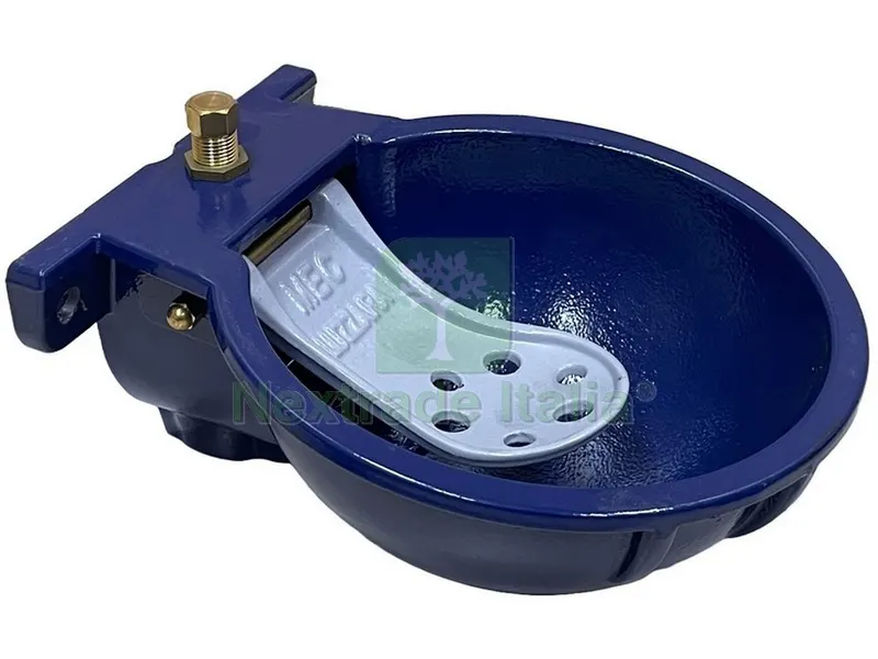 ABBEVERATOIO PER BOVINI n° 2 — Mangimi e alimentazione — rif. FERX.VIT3011 ABBEVERATOIO PER BOVINI n° 2 — Mangimi e alimentazione — rif. FERX.VIT3011