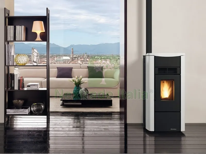 Extraflame Stufa a Pellet Canalizzata Giusy Plus EVO 2.0 Col. Bianco — Stufe e camini — rif. FERX.VIT50519