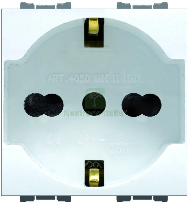 10PZ PRESA DI SICUREZZA UNEL BIPASSO 2P+T 10-16A Col. Bianco — Illuminazione — rif. FERX.VIT58141 10PZ PRESA DI SICUREZZA UNEL BIPASSO 2P+T 10-16A Col. Bianco — Illuminazione — rif. FERX.VIT58141