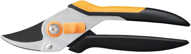 Fiskars Forbici per Potatura Bypass Solid P331 cm.20 — Attrezzi da giardino — rif. FERX.VIT60898 Fiskars Forbici per Potatura Bypass Solid P331 cm.20 — Attrezzi da giardino — rif. FERX.VIT60898